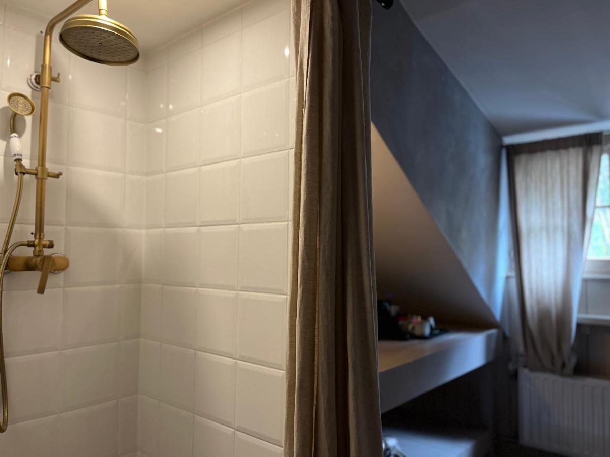 Edouard Garden Cafe Guest Room デュルビュイ エクステリア 写真